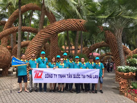 Hoạt động tập thể Thép Tấn Quốc 10
