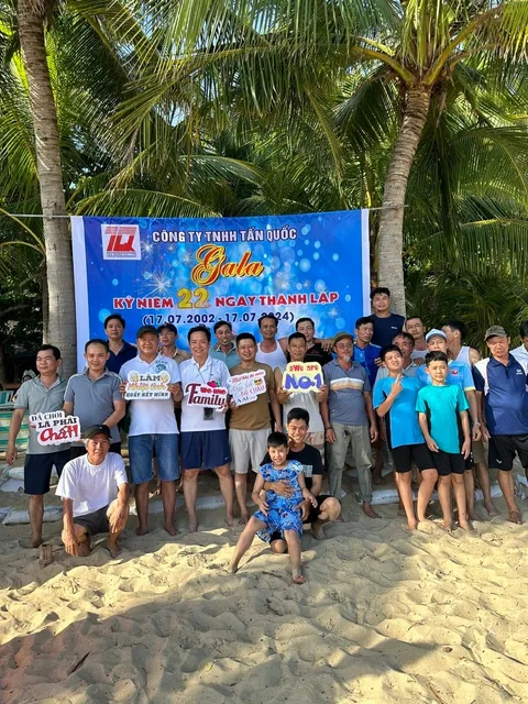 Hoạt động tập thể Thép Tấn Quốc 14