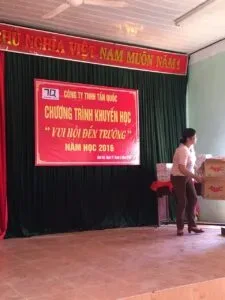 TẤN QUỐC STEEL THIỆN NGUYỆN – ĐỒNG HÀNH CÙNG QUỸ KHUYẾN HỌC, CHẮP CÁNH ƯỚC MƠ CHO TRẺ EM KHÓ KHĂN