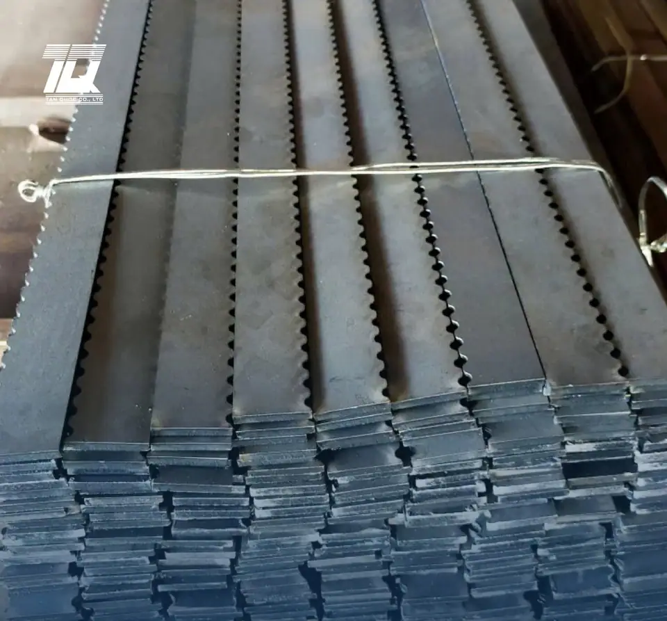 Thép lập là – thép la đen – hình ảnh thực tế 4