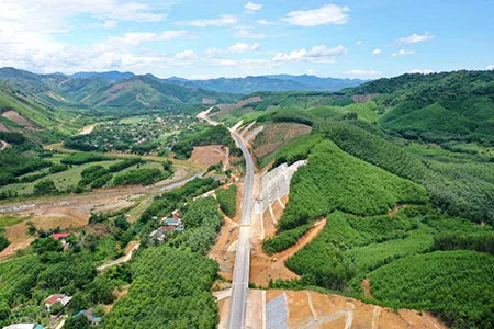 Cao tốc La Sơn – Túy Loan